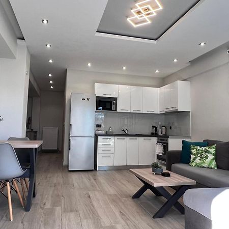 Lux Apartment Nea Kallikratia Nea Kallikrateia Esterno foto
